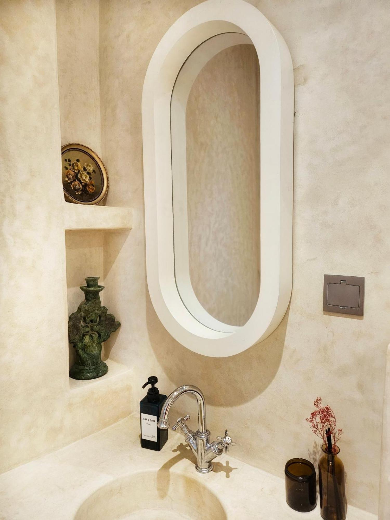 Absinthe Guest House Tangier Room photo